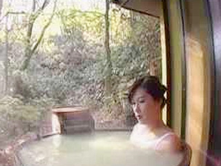 Japanese Beauty Sensual Soaking for Your Pleasure